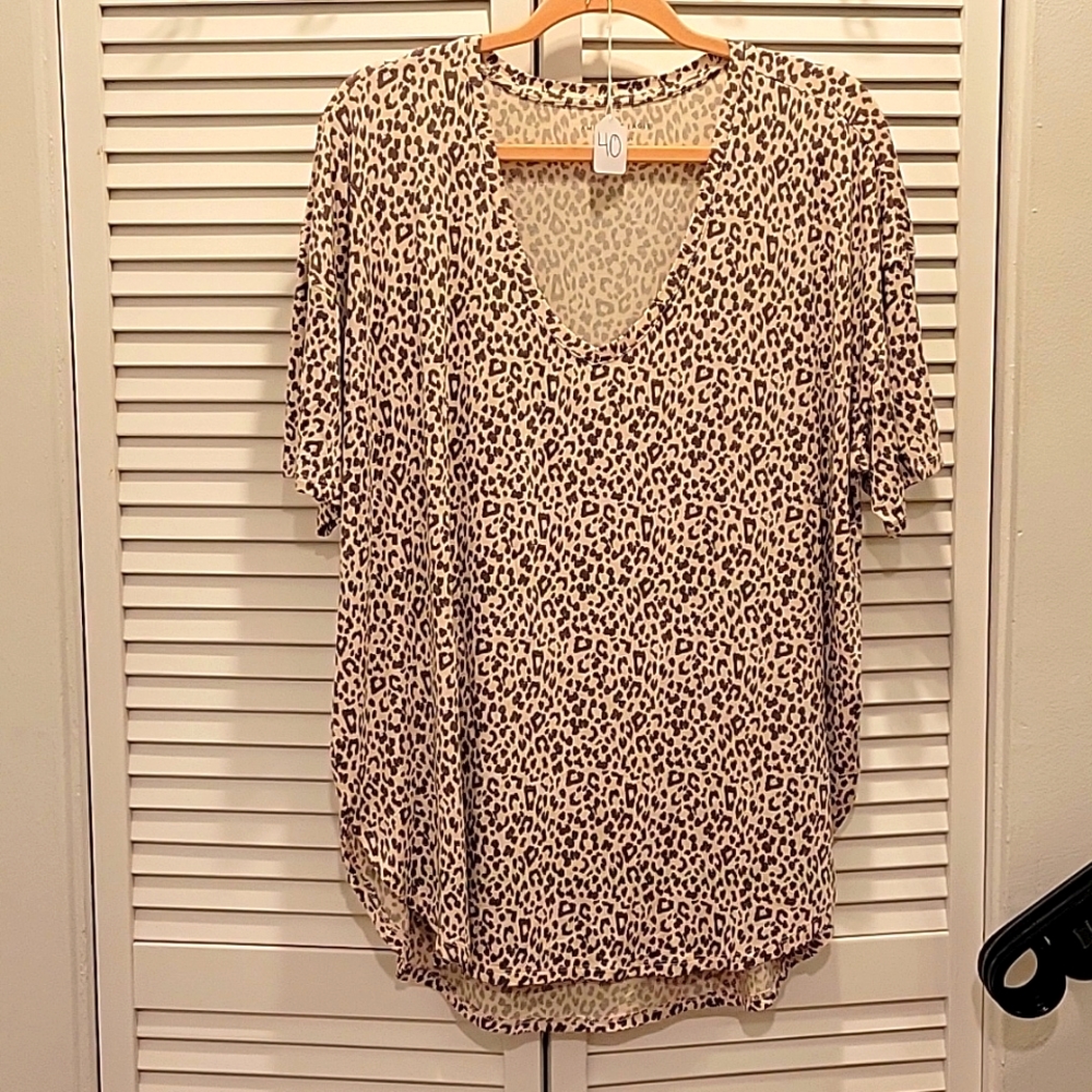 American Eagle Outfitters Soft and Sexy T